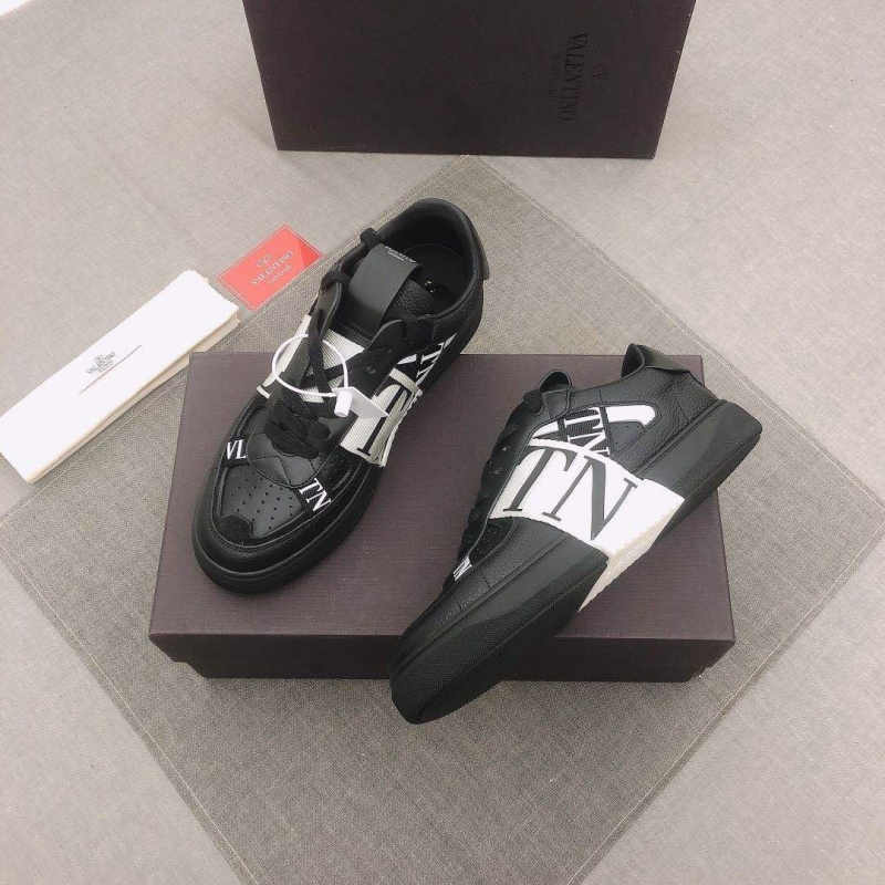 Valentino Sneakers